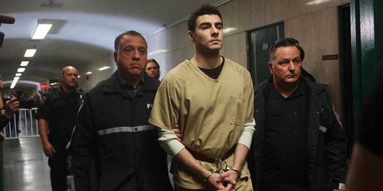 Man Armed With BBQ Fork And Pizza Cutter Posed As FBI Agent To Spring Luigi Mangione From Jail