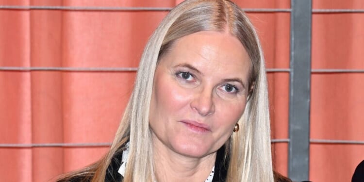 Another royal caught up in Epstein scandal as 'embarrassing' email released | Royal | News