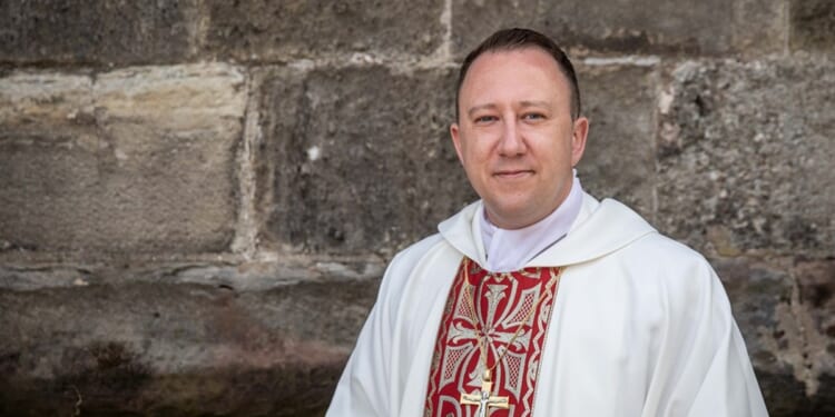 Assistant Bishop of Bangor to stand down