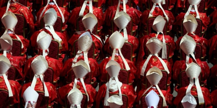 Attempts to change Church governance to synodal model have failed throughout history