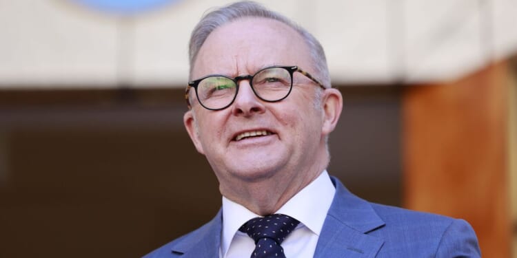 Australian Prime Minister accidentally leaks royal tour details | Royal | News