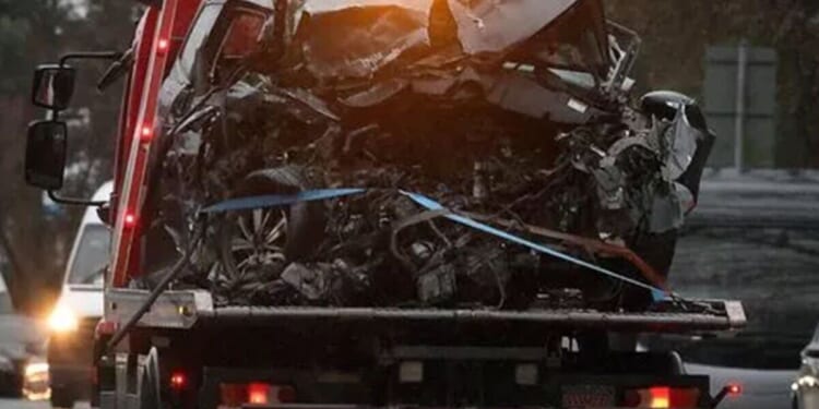 Bolton crash LIVE: Huge car crash on Wigan Road, Deane as 'fatalities feared' | UK | News