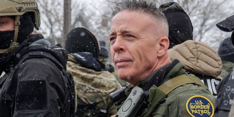 Border Patrol Partially Withdraws From Minnesota After Pretti Shooting