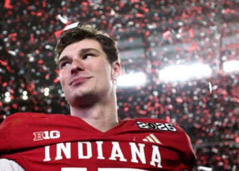 Catholic quarterback Fernando Mendoza gives glory to God after winning national championship