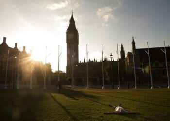 China Hacks UK Aides' Phones As Starmer Cozies Up to Beijing – RedState