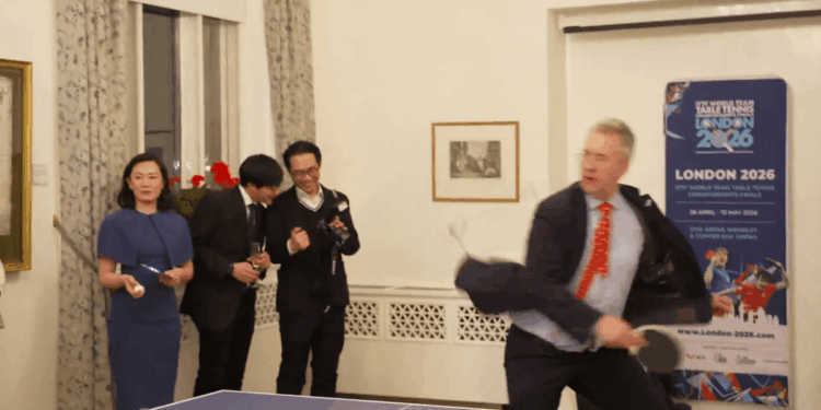Christopher Hope beats teen ping pong protégés while detailing Keir Starmer's visit to China