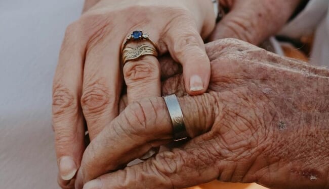 December Lovers Wed, Proving It's Lovelier the Second Time Around – RedState