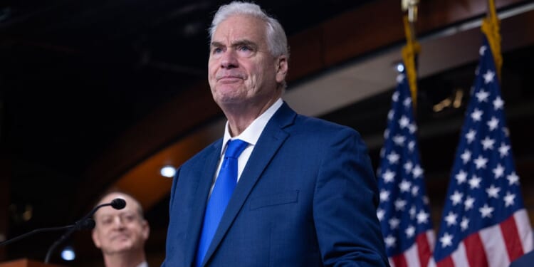 Emmer's SCAM Act Seeks to Deport and Denaturalize Fraudsters