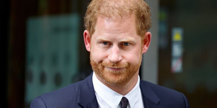 'Furious' royal 'refused to see Prince Harry' after bombshell move | Royal | News