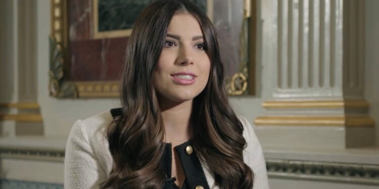 How The Pentagon Went From ‘Dudes In Dresses’ To ‘Actual War Fighting’