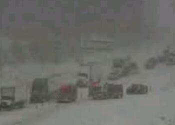 Hudsonville crash: Horror I-196 crash on motorway sparks 100 car pile up | World | News