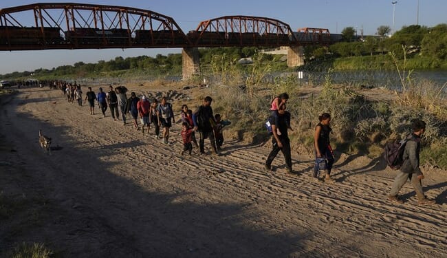 Illegal Immigration Plummets by Over 50 Percent – RedState