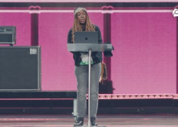 Jackie Hill Perry talks 'Man on the middle cross’ at Passion 2026