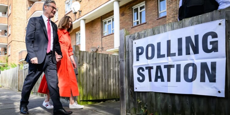Keir Starmer reeling as MPs set to debate snap election in Labour nightmare | Politics | News
