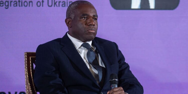 Keir Starmer set for another climb down as David Lammy hints at U-turn | Politics | News