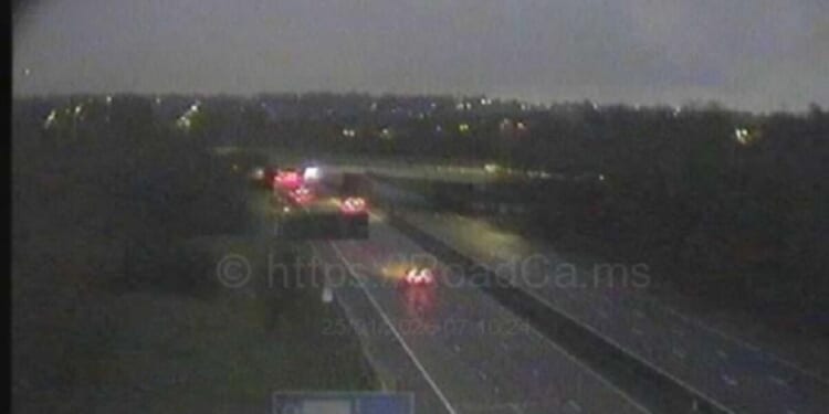 M1 traffic: Lanes closed after three-vehicle crash sparking delays near Watford | UK | News