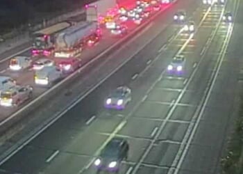 M25 traffic LIVE: Crash sparks 50-minute rush hour delays | UK | News