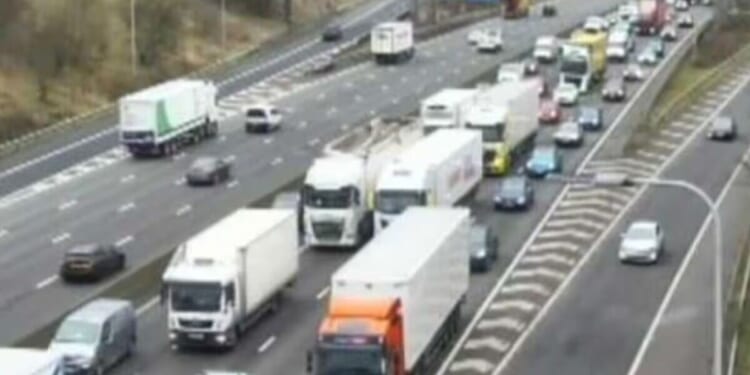 M62 traffic LIVE: Drivers at standstill as crash sparks huge delays | UK | News