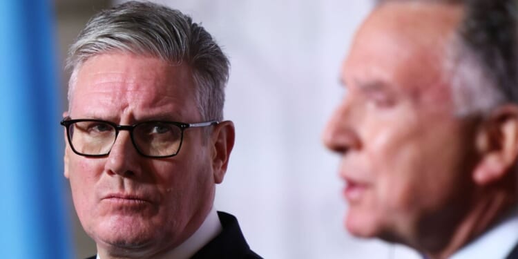 Major Labour Party goal threatened as payments ‘to slump by 90%’ | Politics | News