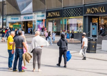 Major budget high street store to close huge store this week | UK | News