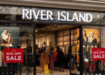 Major fashion brand with 220 stores closing branch in blow to high street | UK | News