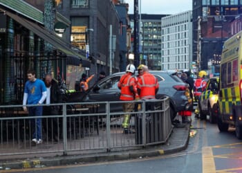 Manchester crash LIVE: Police rush to city centre after car nearly crashes into bar | UK | News