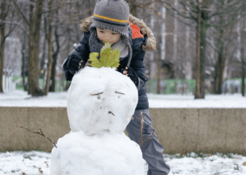 Neighbour row as boy, five, left heartbroken after 'miserable' pensioner beheads his snowman with shovel