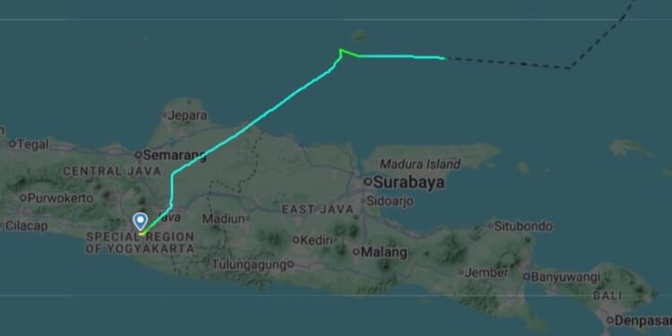 Plane mysteriously vanishes after 'loud explosion' heard | World | News