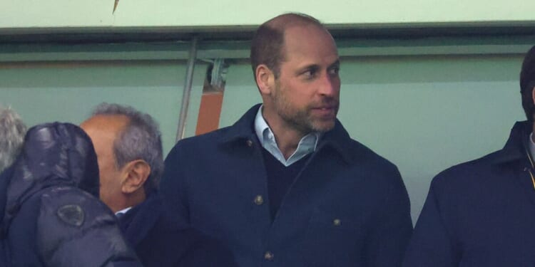 Prince William winces as he joins Aston Villa fans at Europa clash | Royal | News
