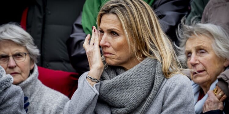 Queen in tears during major milestone for beloved family member | Royal | News