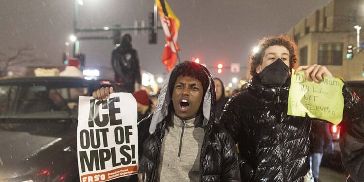 Radical ‘ICE Watch’ Groups Recruit More Activists After Minneapolis Shooting, Trainings ‘At Capacity’