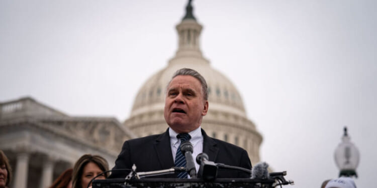 Rep. Chris Smith condemns abortion pill as 'baby poison' in March for Life speech