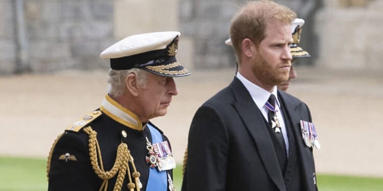 Royal Family LIVE: King Charles's furious 4-word reply to Prince Harry 'demand' - claim | Royal | News