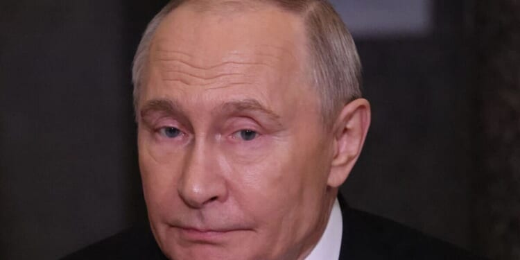 Russia on the brink as China eyes ‘major land grab’ amid economy meltdown | World | News