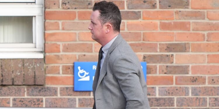 Soldier-turned-teacher sexually assaulted teen girl | UK | News