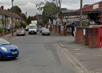 Southall fire LIVE: Firefighters rush to tackle blaze as thick smoke prompts railway chaos | UK | News