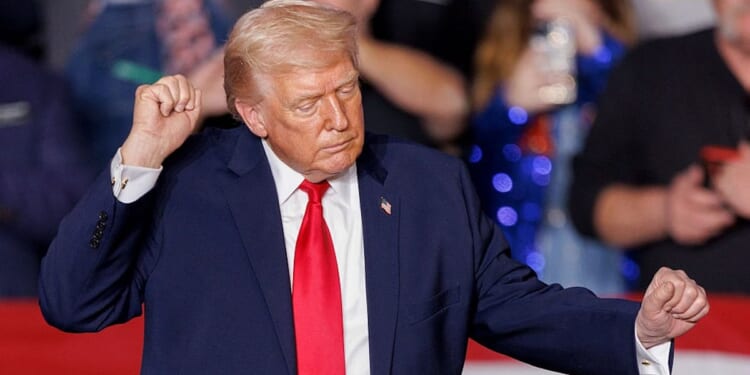 Trump In Iowa Says John Deere Will Move Manufacturing From Japan To America