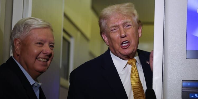 Trump Says U.S. Is ‘In Charge’ Of Venezuela, Vows To ‘Run It, Fix It’