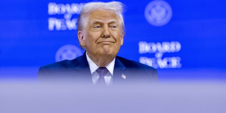 Trump backpedals on European tariff threat over acquiring Greenland