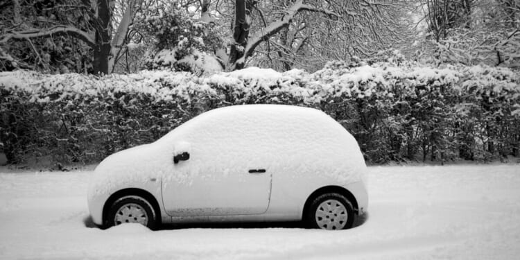 UK weather maps turn purple as enormous 771-mile wall of snow wallops Britain | Weather | News