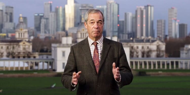 Watch as the Left deploys 2 ugly tactics against Nigel Farage in 2026 | Politics | News