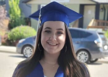 Teen travelled 4,000 miles to meet Facebook boyfriend – he stabbed her 90 times | UK | News