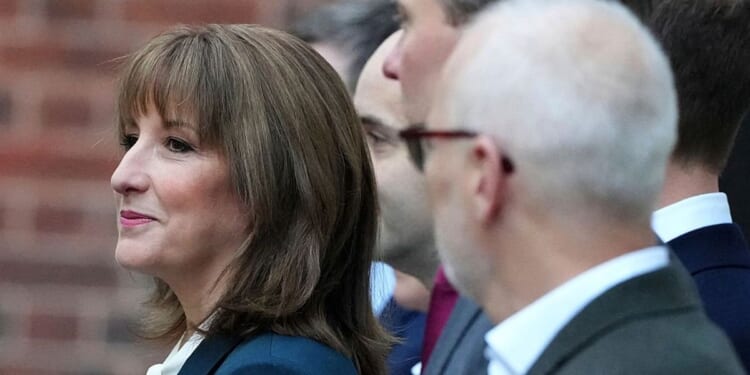 Rachel Reeves slashes hundreds of jobs from Treasury as staff offered £100,000 exit packages