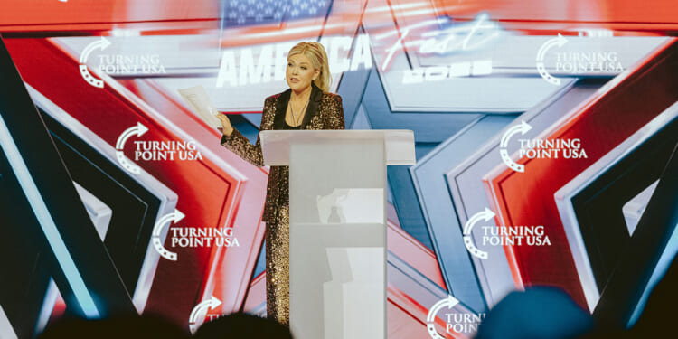 'American Idol' contestant draws ire for singing at TPUSA event