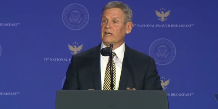 Bill Lee shares how faith guided him at Nat'l Prayer Breakfast