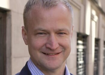 Love, loss, and addiction in Spain