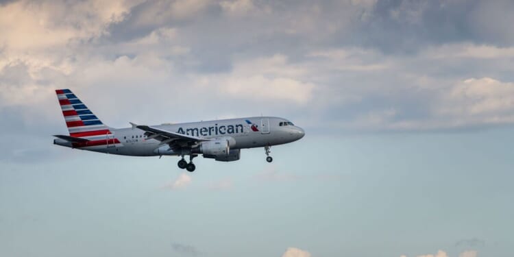 American Airlines plane U-turns as it declares mid-air emergency | World | News