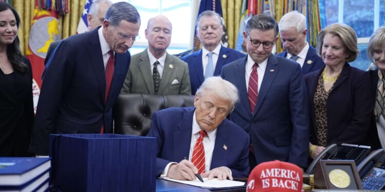 Congress leaves DHS unfunded, opening a fight over ICE reforms