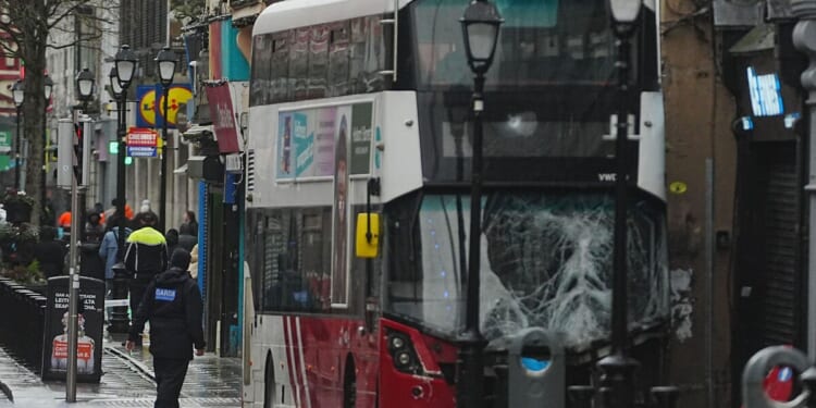 Dublin bus crash LIVE: 1 person dead in major city centre collision | World | News