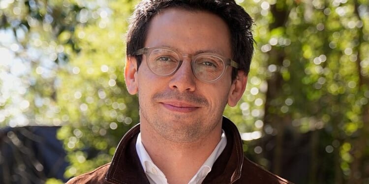 Florida GOP candidate gives ‘passionate rebuke of abortion’ while campaigning for governor